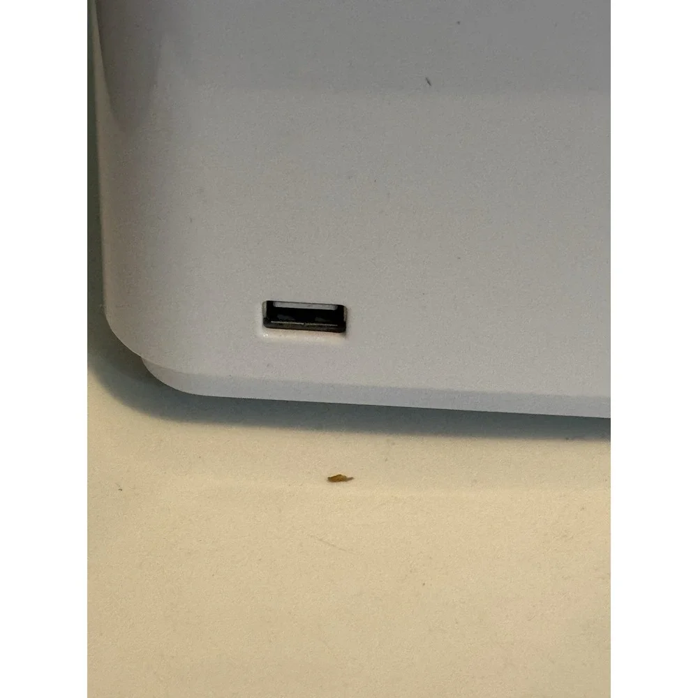 DOGNESS Wi-Fi Pet Camera with Treat Dispenser, Good Condition, No‎ Power Cord